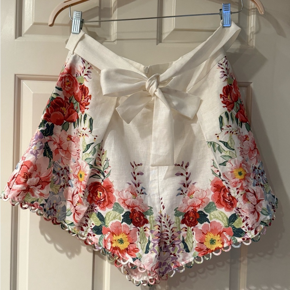 Zimmermann White Floral Shorts with belt and scalloped detail - Picture 4 of 15